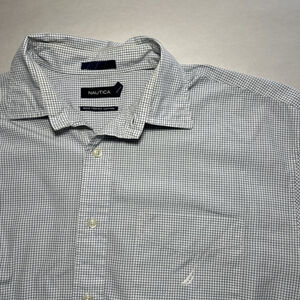 Nautica Men’s XL Blue Checked Button Up Long Sleeve Shirt 100’s Two Ply Cotton